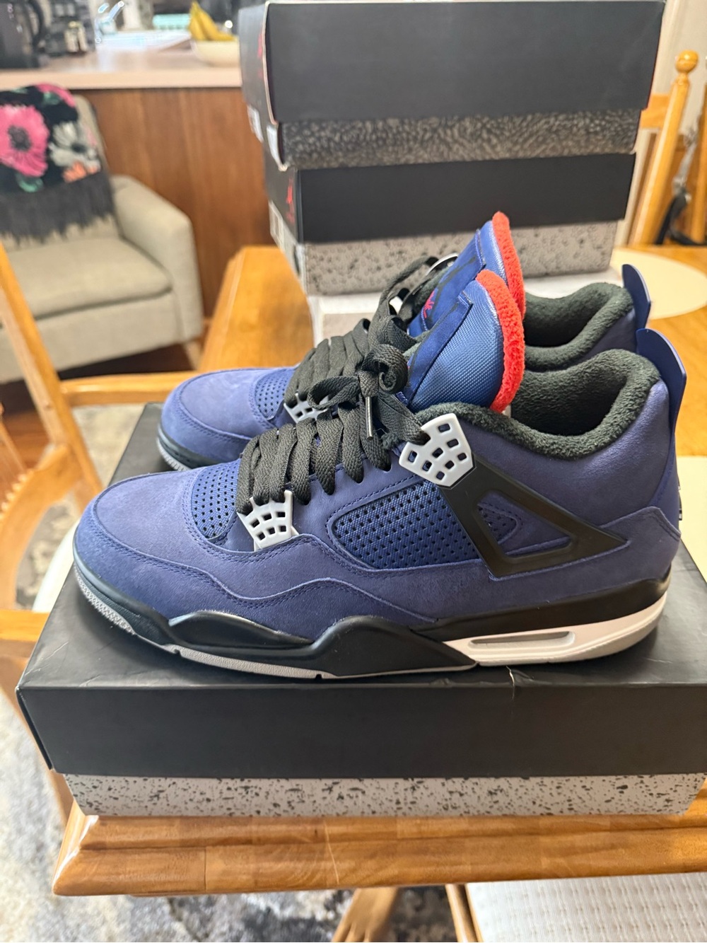 Jordan 4